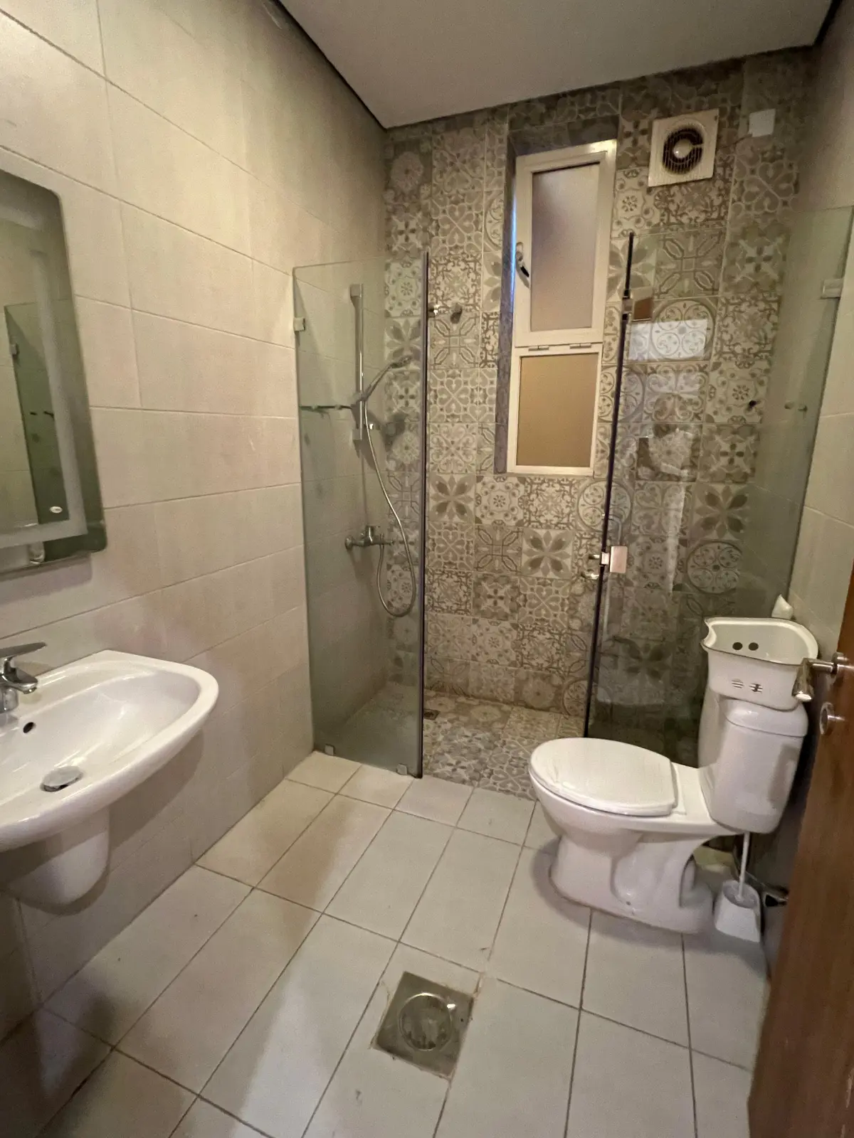 Rent Apartment in Siddeeq