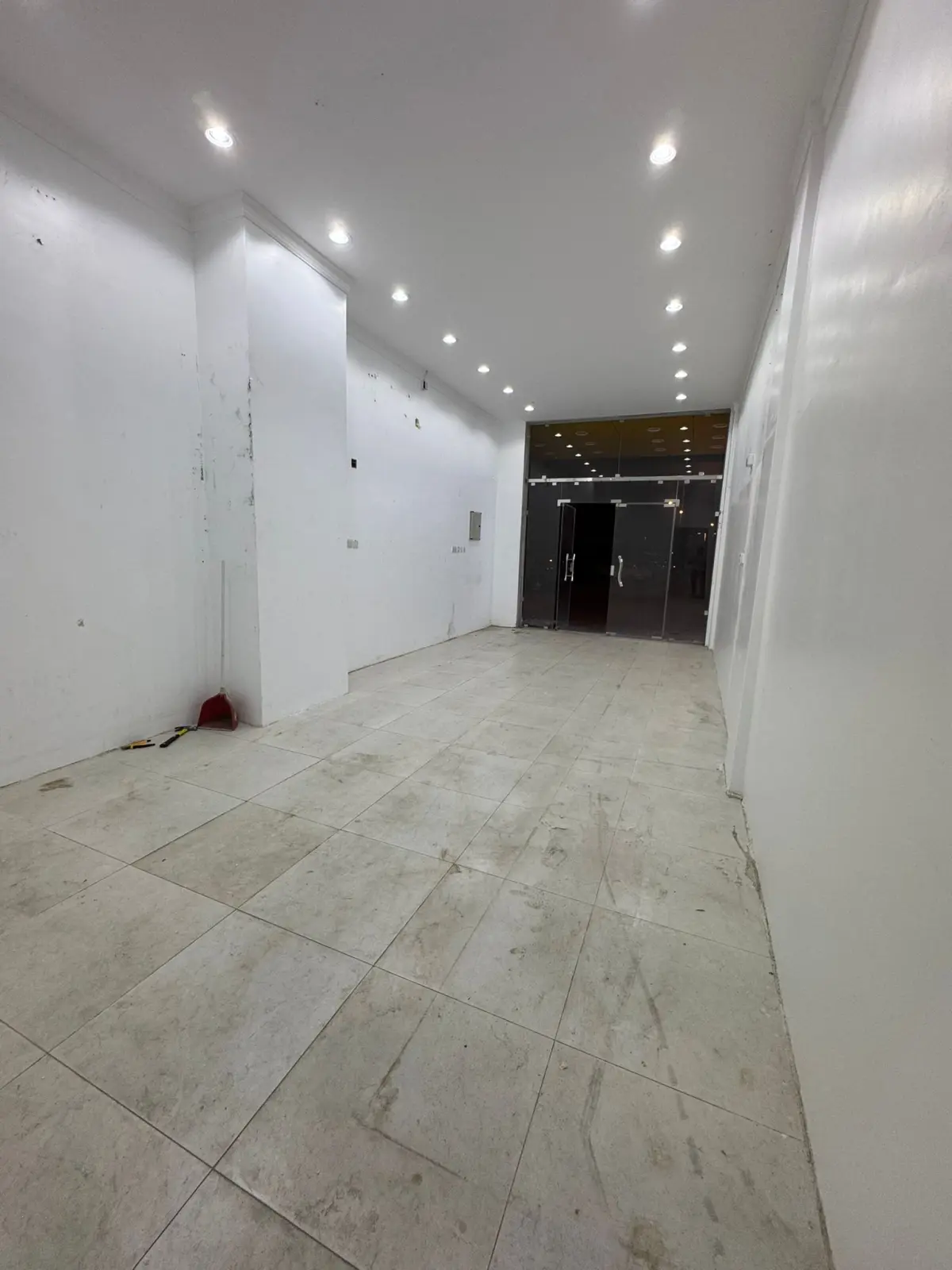 Rent Commercial in Salmiya