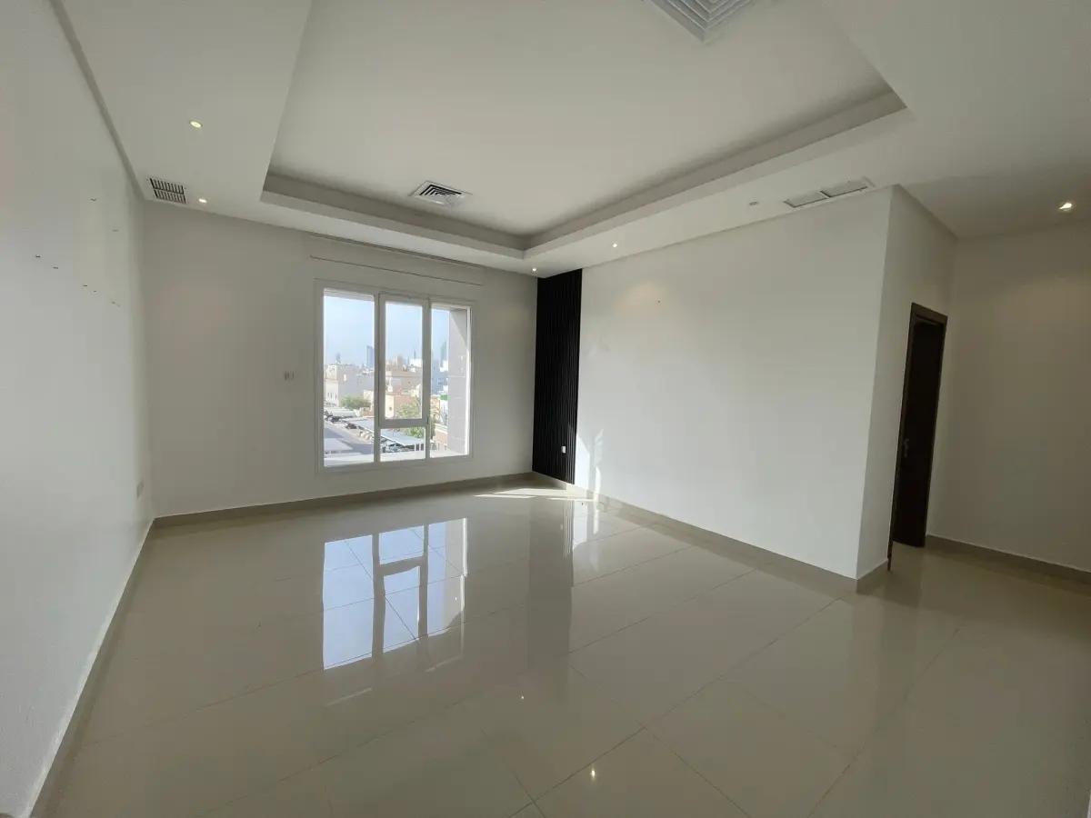 Rent Apartment in Rawda