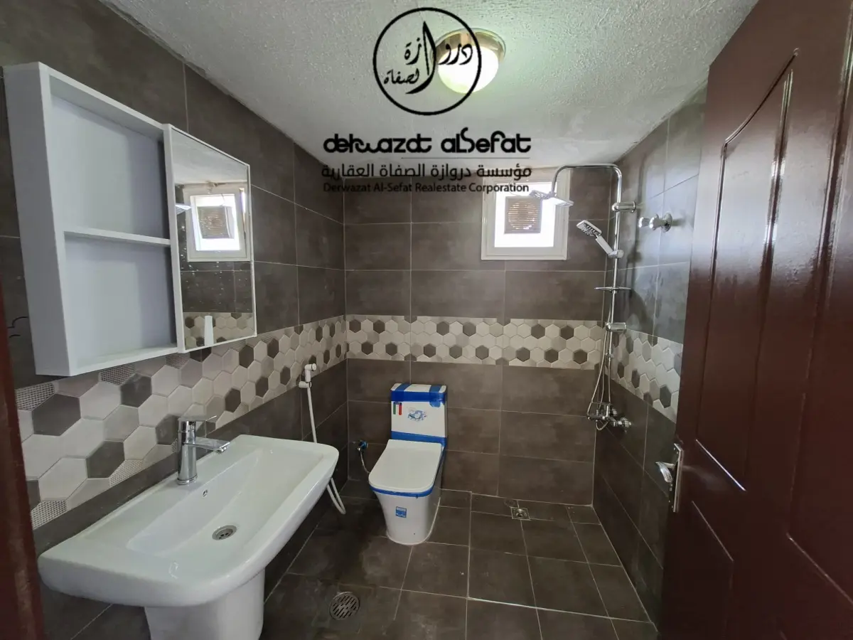 للإيجار شقة في السرة