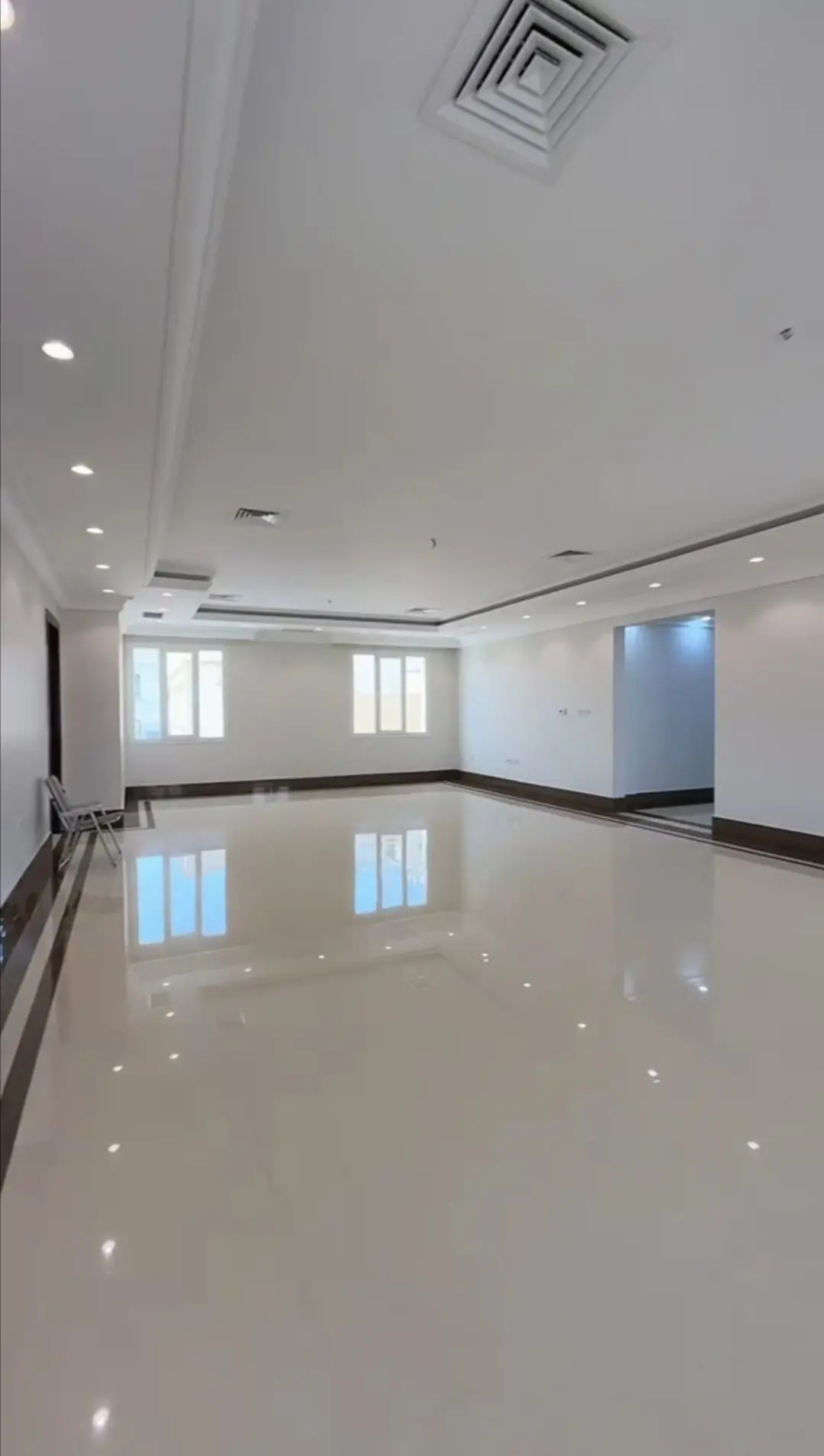 Rent Floor in Rumaithiya