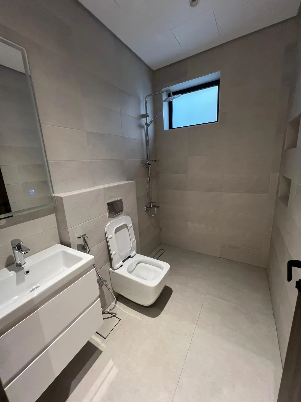 Rent Apartment in Funaitees