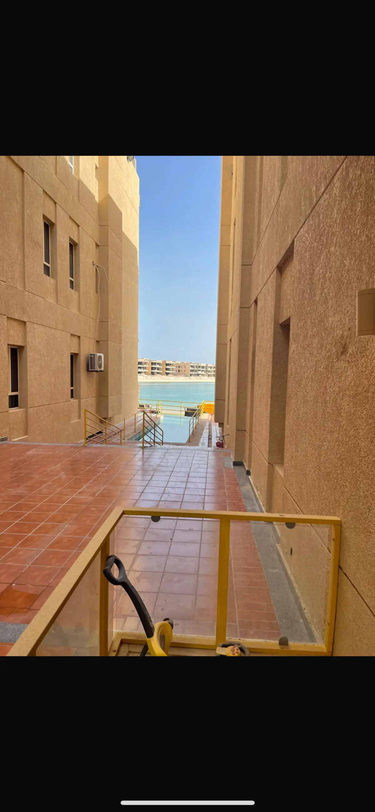 للبيع شاليه في صباح الاحمد البحرية - الخيران