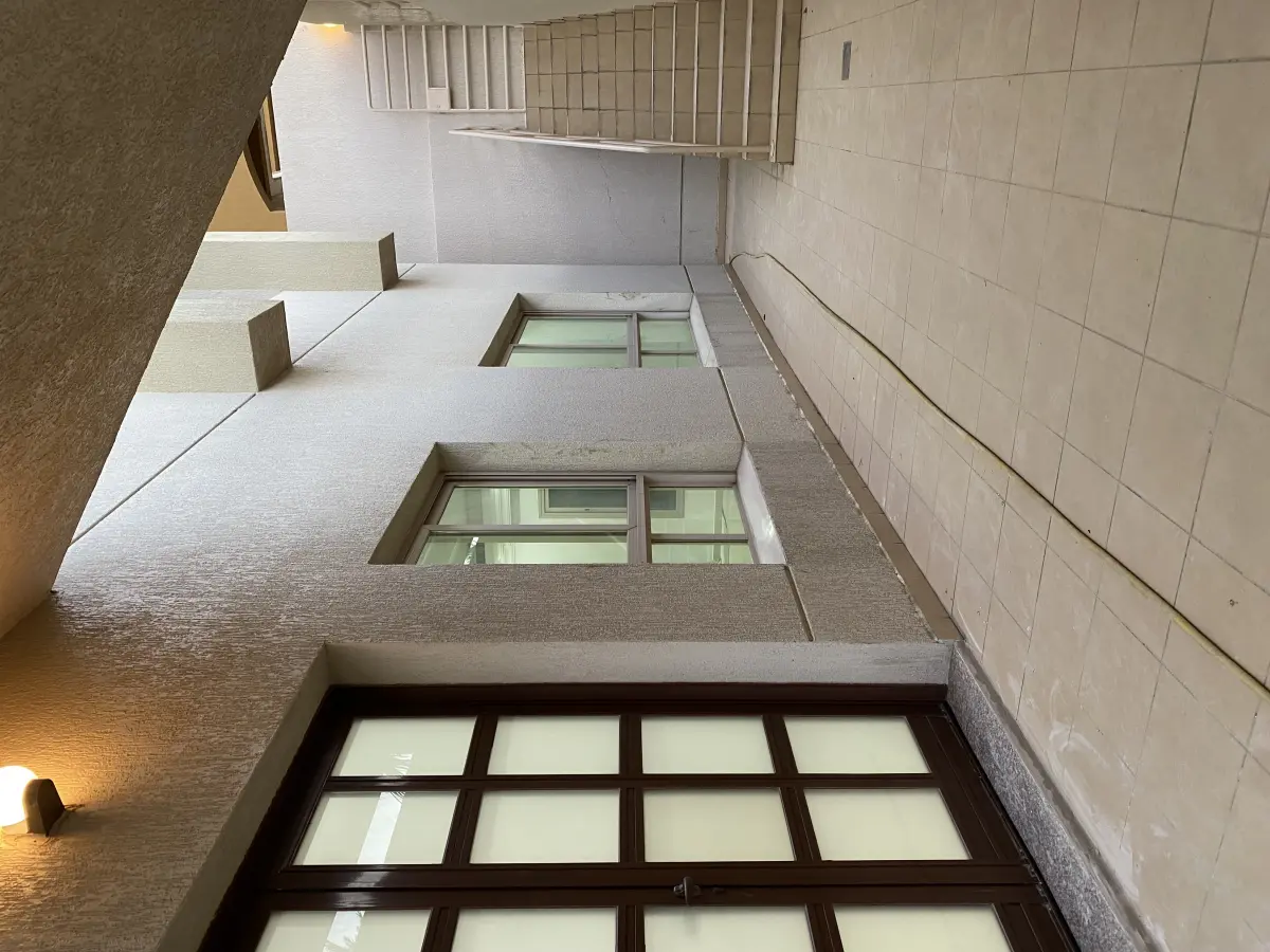 Rent Floor in Fintas