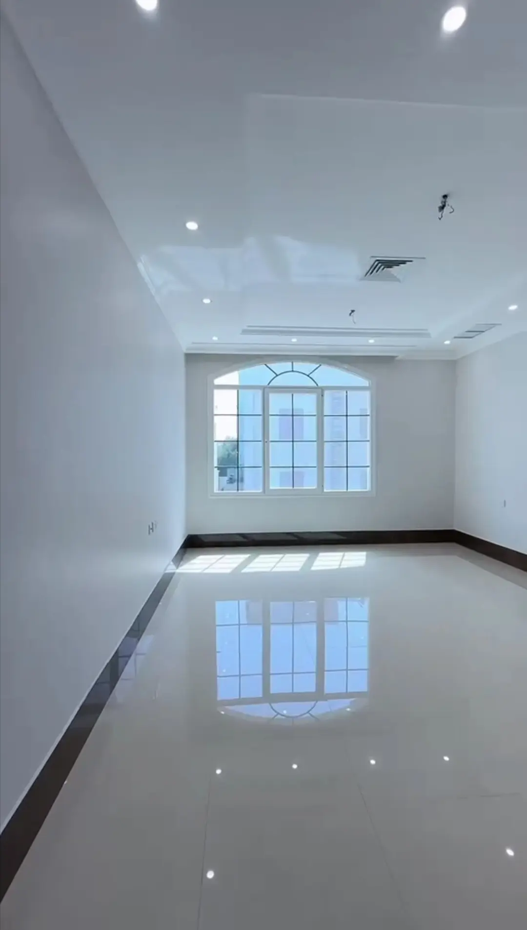 Rent Floor in Rumaithiya