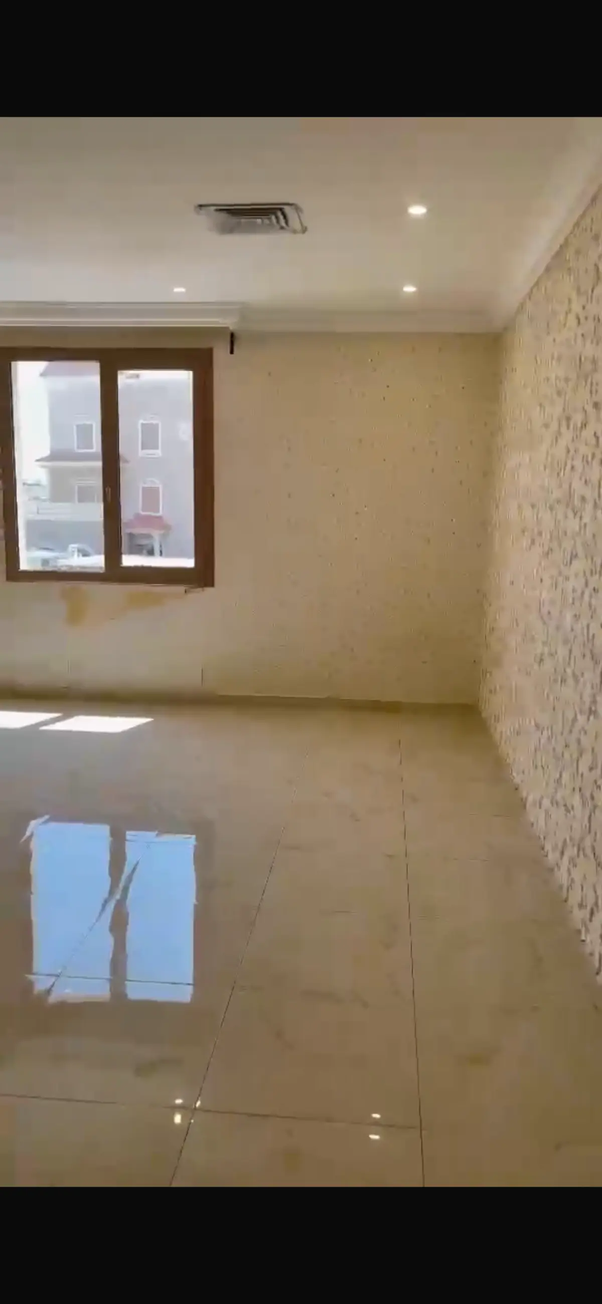 للإيجار دور في النسيم