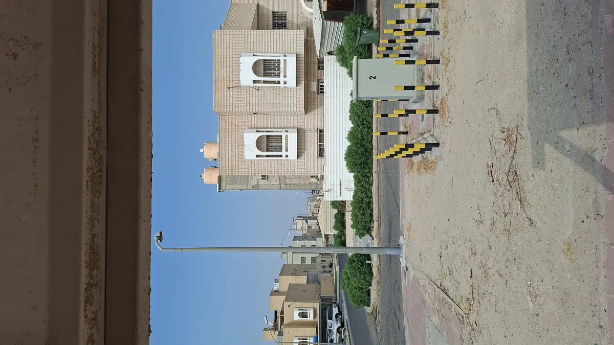 للبيع بيت في علي صباح السالم - ام الهيمان