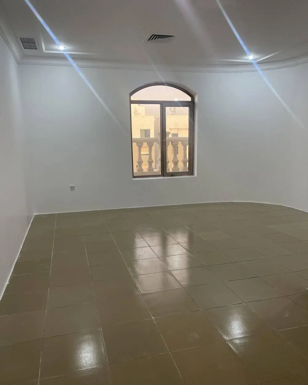 للإيجار شقة في بيان