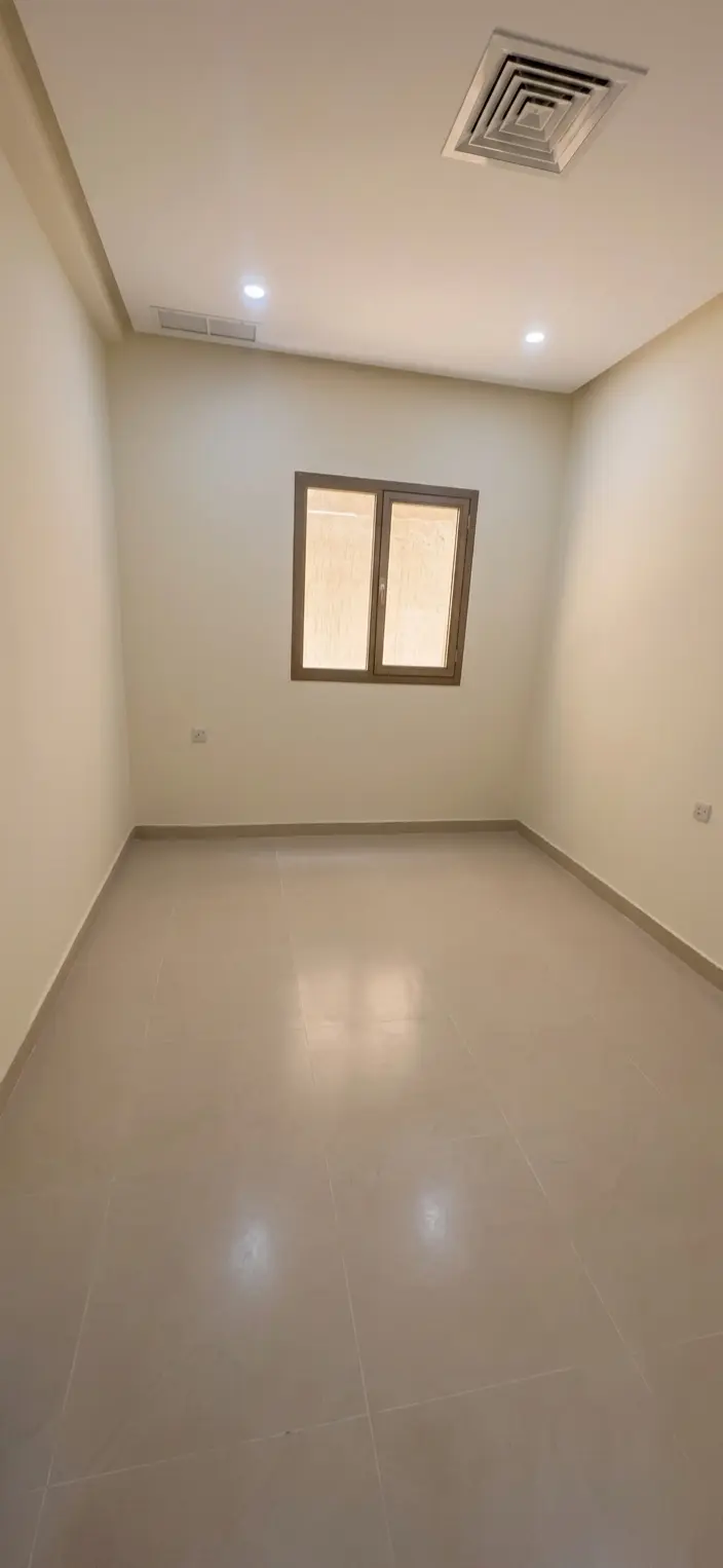 Rent Apartment in Salmiya