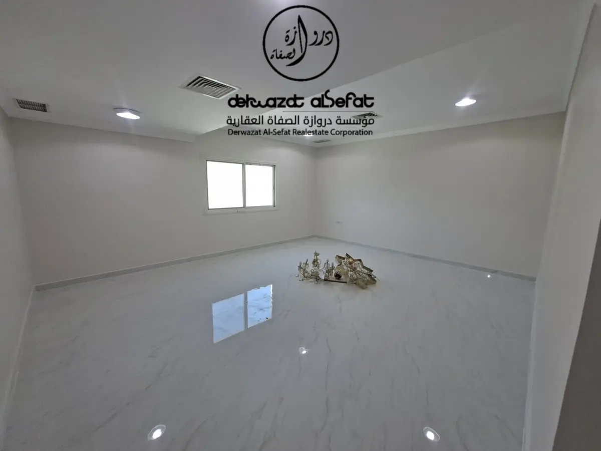 للإيجار دور في السرة