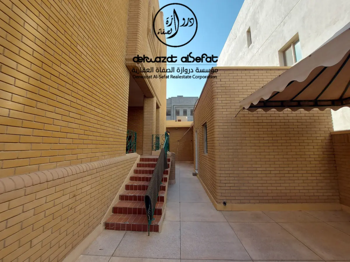 للإيجار بيت في السرة