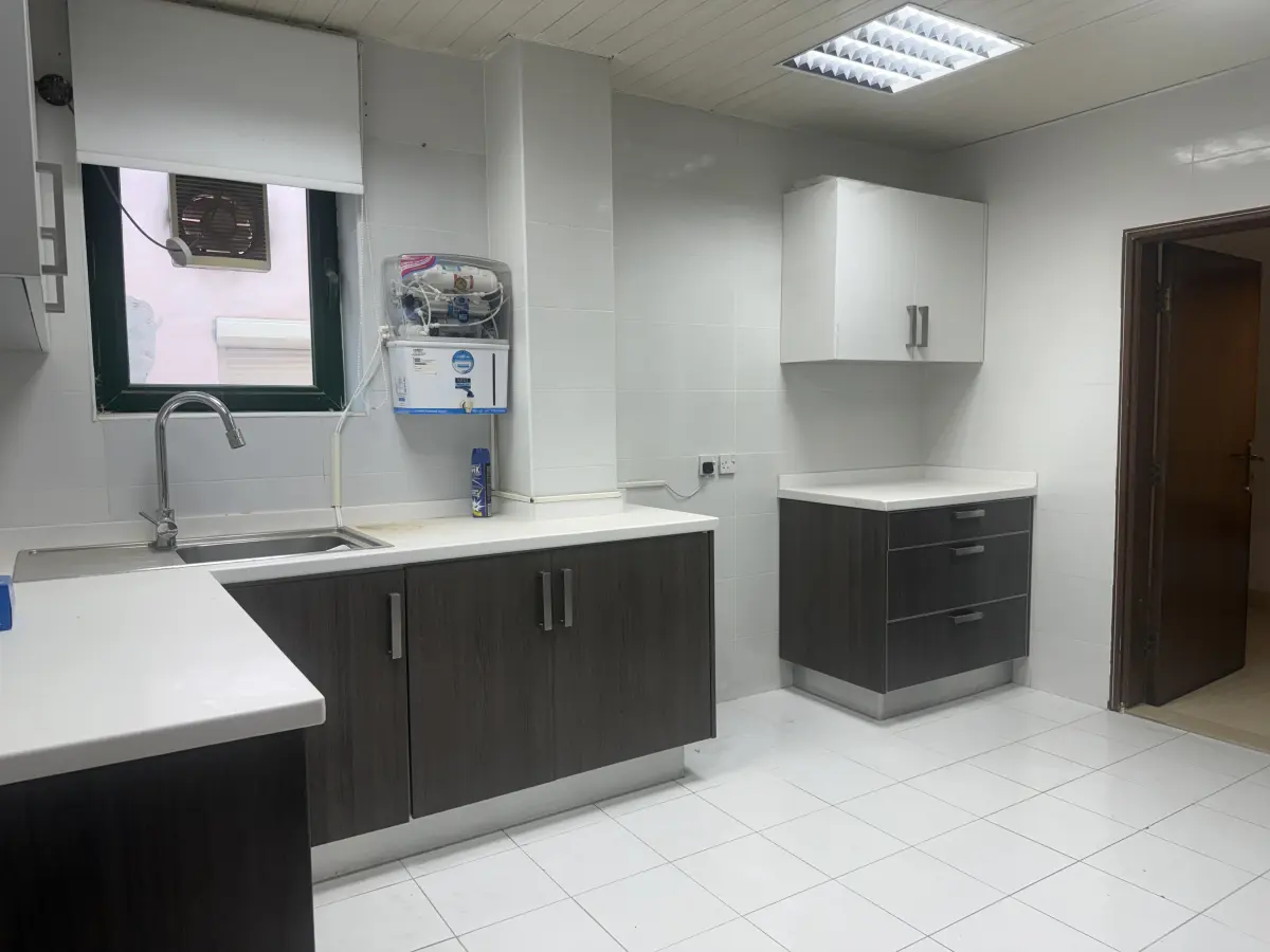 Rent Floor in Mubarak Al-Kabeer