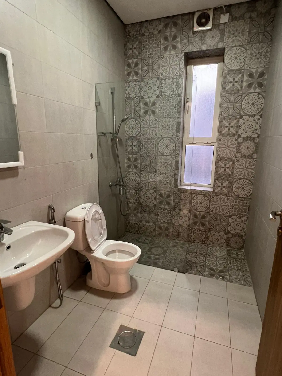Rent Apartment in Siddeeq