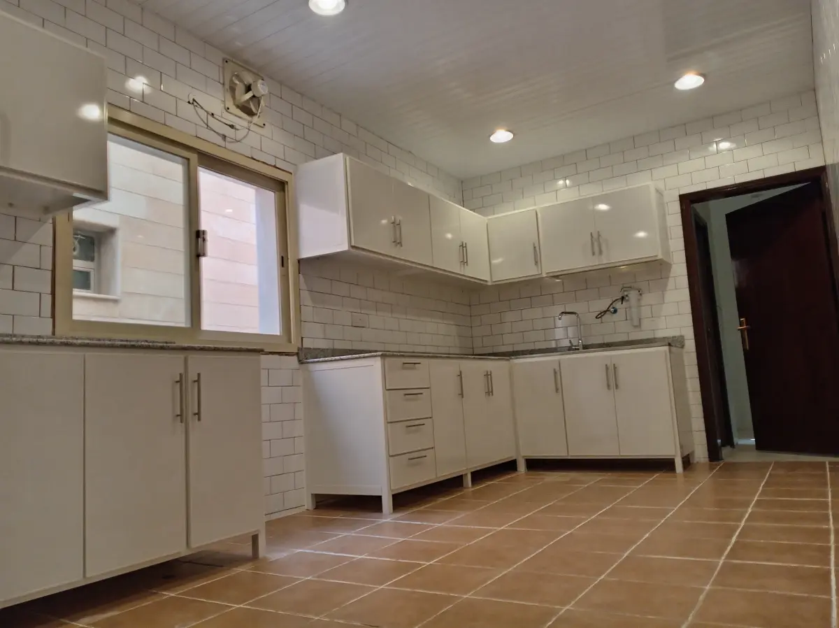 Rent Floor in Zahra