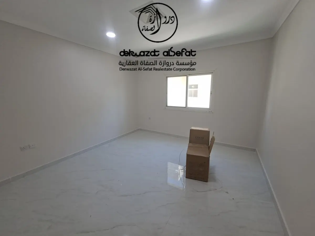 للإيجار دور في السرة