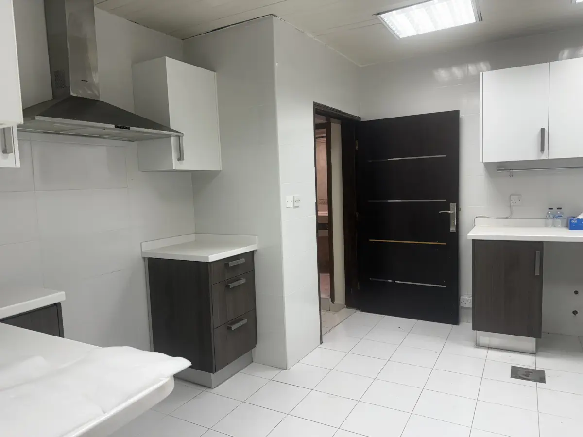 Rent Floor in Mubarak Al-Kabeer