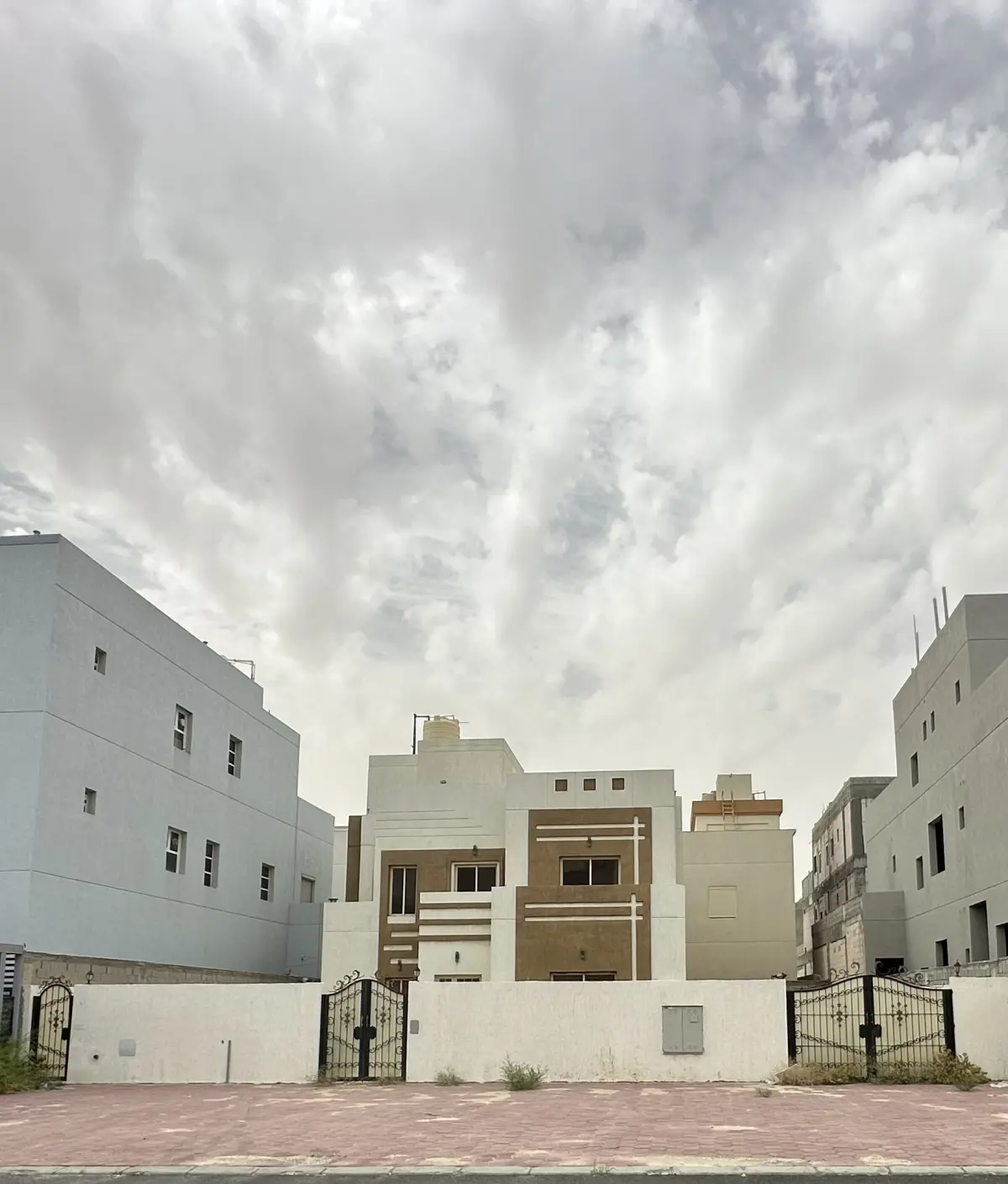 للإيجار دور في الوفرة