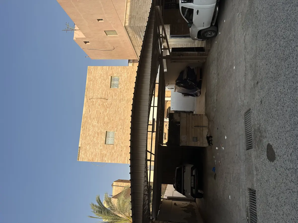 للبيع بيت في صباح الناصر